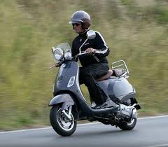 Pin By Dan Keel On Scoot Vespa Lxv Vespa Vespa Scooters