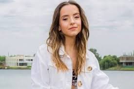 El dúo musical mau y ricky montaner disfrutaron al máximo el matrimonio de su hermana menor evaluna y el cantante camilo echeverry. Al Ritmo Del Mau Y Ricky Evaluna Publico Un Divertido Baile En Tiktok