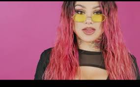 Snow Tha Product Premieres Colorful & Fun New Video, Bilingue