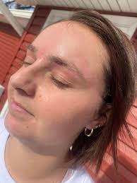 Nearly 5 years in the beauty industry and still obsessed with making my  clients feel their absolute best ✨ Offering luxury esthetic services in a  space designed for relaxation and results. Welcome