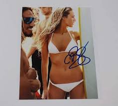 Sowohl ihre eltern als auch ihre geschwister sind oder waren in der filmbranche tätig. Blake Lively Sexy The Shallows Authentic Signed Autographed 8x10 Glossy Photo Loa At Amazon S Entertainment Collectibles Store