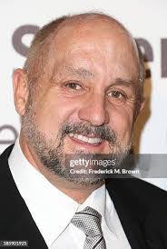 Willard Roy's Instagram, Twitter & Facebook