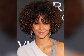 30 Youthful Hairstyles That Look Great At Any Age Curly Hair Styles Naturally Hair Styles Natural Hair Care