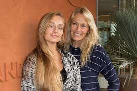 Il va faire beau demain. Emma Smet Va Faire Ses Debuts Dans Demain Nous Appartient La Reaction De David Hallyday Soirmag