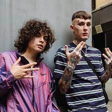 Dear sir or madam implies that you have one specific person in mind for this letter, but do not know their name, title, or gender. Side Baby Lei Dice Rmx Ft Madame Prod Night Skinny By Ondaboato