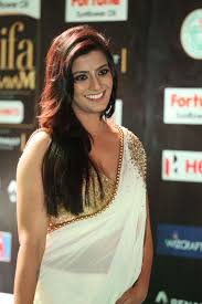 Latest images of actress varalaxmi sarathkumar looking stunning in these outfit which are very trendy. Actress Varalakshmi Hot Photos Iifa Utsavam Tamilnext