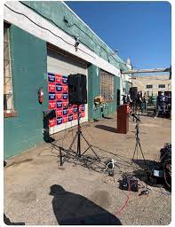 Get information, directions, products, services, phone numbers, and reviews on four seasons lawn care in decatur, undefined discover more categorized under lawn maintenance. Patton Oswalt On Twitter This Is Not Over For We Shall Mount Our Righteous Stand At Four Seasons Total Landscaping Next To Fantasy Island Adult Books Across The Street From The Delaware