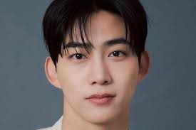 Jang Geun Suk, Park Shin Hye, and Lee Hong Gi lead the SBS drama "You are a  Handsome Man (미남이시네요)"