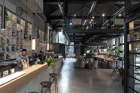 Realizziamo arredamento bar con progetti innovativi ed idee originali. Arredi Per Bar Caffetterie Lounge Bar Classico Moderno Design Industrial Country