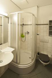 Smart and thrifty bathroom updates to help give your space a fresh look without renovation. B B Seminarhaus In Der Akademie Bed Breakfast Waren