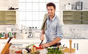 Channeling your inner professional chef is certainly a lot easier when you have the best cookware, especially when you choose a set that perfectly suits your cooking style and kitchen appliances. 133 033 Man Cooking Photos Free Royalty Free Stock Photos From Dreamstime