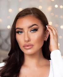 The queen of soft glam ⚡✨ How stunnin' is this prom look our babe Hannah  Renee did? 🤩🔥 Shop Prom glam ✨🛒 bit.ly/2MuDzVf #BEAUTYBAY