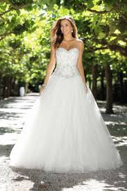Immer für den barock bietet agora das hochzeitskleid rychesa, ein muster stil hexe aus schneewittchen, mit einem oberteil mit großer öffnung und riemen voluminizzate schwarz. Brautkleid Hochzeitskleid Barock Style Archives Abendkleid