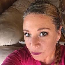 Lora Holley's Instagram, Twitter & Facebook