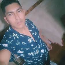 🐶 Perrito se vuelve viral por su peculiar forma de dormir Un lomito  conquistó las redes con su peculiar manera de descansar: parecía estar  “viajando al otro mundo”, pero en realidad solo