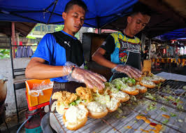 55, jalan selampit 24, taman klang jaya, 41200 klang, selangor, malaysia. Rm3 Cheesy Fried Chicken Burger Stylish Burger Pj Malaysia Food Travel Blog
