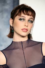 Emma Chamberlain's Red Eye Makeup Is Trippy, Terrifying, & Very Trendy