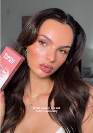 shade: comes naturally @Kylie Cosmetics @Kylie Jenner #glossylipkit #k...