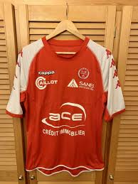 Allez les rouges ️ ️ ️⚪️⚪️⚪️⚽️⚽️ Stade De Reims Home Fussball Trikots 2011 2012