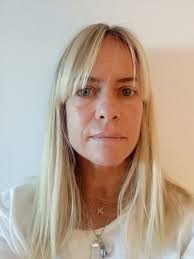 Elsa Crespo's Instagram, Twitter & Facebook