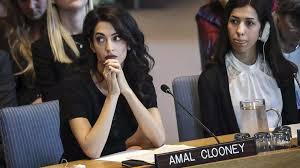 Several female celebrities are known to have worn akris designs, including amal clooney, hsh charlene, princess of monaco, tina fey, susan sarandon, doris yaffe, shakira, alicia keys, angelina jolie, diane sawyer and former secretary of state condoleezza rice. Clooney Amal Nachrichten Die Neuesten Nachrichten Auf Clooney Amal