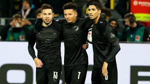Wie der verein am dienstag bekannt gab, wird die mannschaft dieses sondertrikot mit dem stadtwappen auf. Bvb Schwarzes Trikot Das Steckt Dahinter