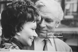 28,004 Lady Oliver Stock Photos, High-Res Pictures, and Images