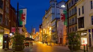 We got you covered, just select your place to stay on a budget in the uk's largest and most cosmopolitan city. Top Apart Hotels In Wales Find Cheap Hotels For A Week Ebookers Com