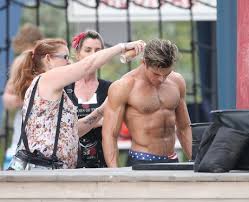 I got lot's of requests for this.i used a 3 1/2 guard then 3 3/4 guard on the sides then. Zac Efron Baywatch Hair Sindri Priyanka Hairstyle