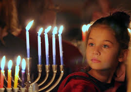 Shir Shalom Potluck Chanukiah Dinner