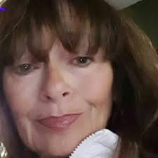 What are the must-see attractions and activities in Scottsboro, Alabama?