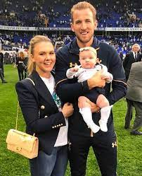 The couple are expecting their third child and the partner of tottenham's star striker. Harry Kane S Fiancee Is Not Happy About His List Of Highlights From 2017 Mirror Online