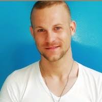 100+ "Daniel Lucian" profiles