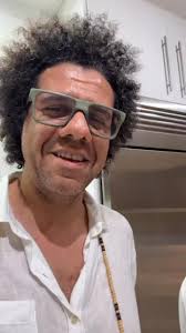 COLLAB!!! , @hamiltondeholanda , @gonzalorubalcabaofficial ,  @sonymusicbrasil