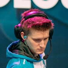 Danan Flander (@Danan): "RT @Ska: omw to cs major in austin see you there"