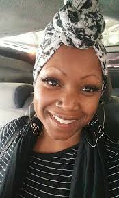 I never say hi to my Fan Page! Guess that's cause I consider you  friends💗Hi!!!! 🎶😘💜