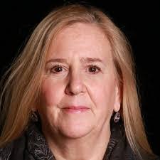 Aimee Ewert's Instagram, Twitter & Facebook