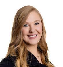 Leslie Gamble's Instagram, Twitter & Facebook