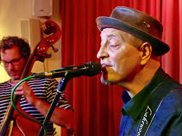 Robert Carl Blank spielte in Mandys Lounge Homburg