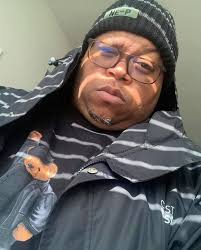 Please join me in wishing a Happy Birthday to My Little Brother 𝑨𝒏𝒅𝒓𝒆  𝑳𝒚𝒐𝒏𝒔 🤴🏽 aka 𝑪𝒂𝒓𝒍𝒊𝒕𝒐 𝑩𝒓𝒊𝒈𝒂𝒏𝒕𝒆🤵🏽‍♂️aka 𝑭𝒂𝒓𝒎𝒆𝒓  𝑫𝒓𝒆👨🏽‍🌾 𝑳𝒐-𝑳𝒊𝒇𝒆 🏇🏾aka 𝑨𝑹𝑳𝑴𝒐𝒅𝒆𝒍 📸 aka  @𝒑𝒂𝒕𝒓𝒊𝒐𝒕𝒔_𝒃𝒍𝒊𝒕𝒛_4_ ...