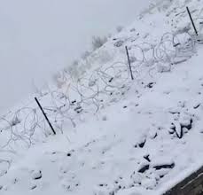 بالاخره برف و باران بارید: برخی روستاها و مناطق استان آذربایجان‌غربی سفیدپوش شد