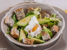 Salade D Avocat Aux Noix Et Oeuf Poche Recette Salade Oeuf Poche Et Recette