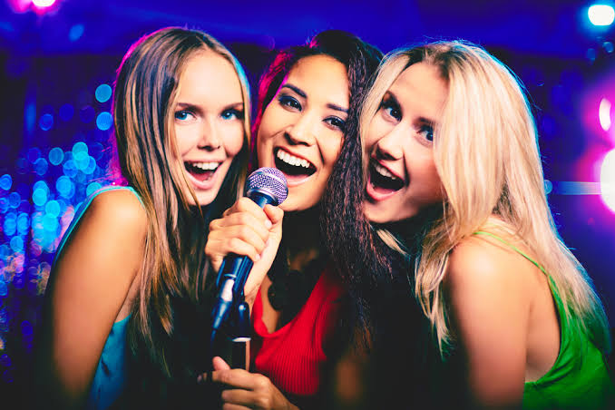 11 Best Karaoke Songs for Girl Groups - Insider Monkey