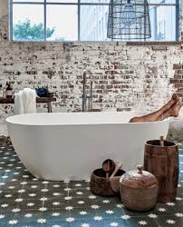 weekend tijd om te relaxen en waar kan dat beter dan in bad bekijk de woonhoroscopen op loods5 nl bad relax vissen