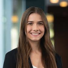 This past summer I had the pleasure of interning with AdventHealth at their  four Illinois hospitals.