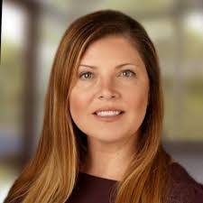 Laura Knipp's Instagram, Twitter & Facebook