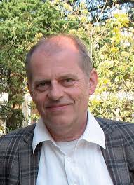 Mo_SM_1409.dok_Layout 1