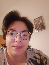 Hello group! I would like to offer Polish o line classes to anyone who is  interested. Cheers! (I don't know why I am not able to post this as myself,  so here