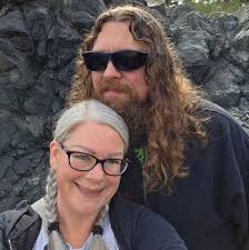 Which band is better, Soundgarden or Alice In Chains?