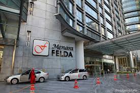 Qra sdn bhd is hiring in malaysia! Kpf S Profit Down 48 Dividend Payments Slashed By A Third The Edge Markets